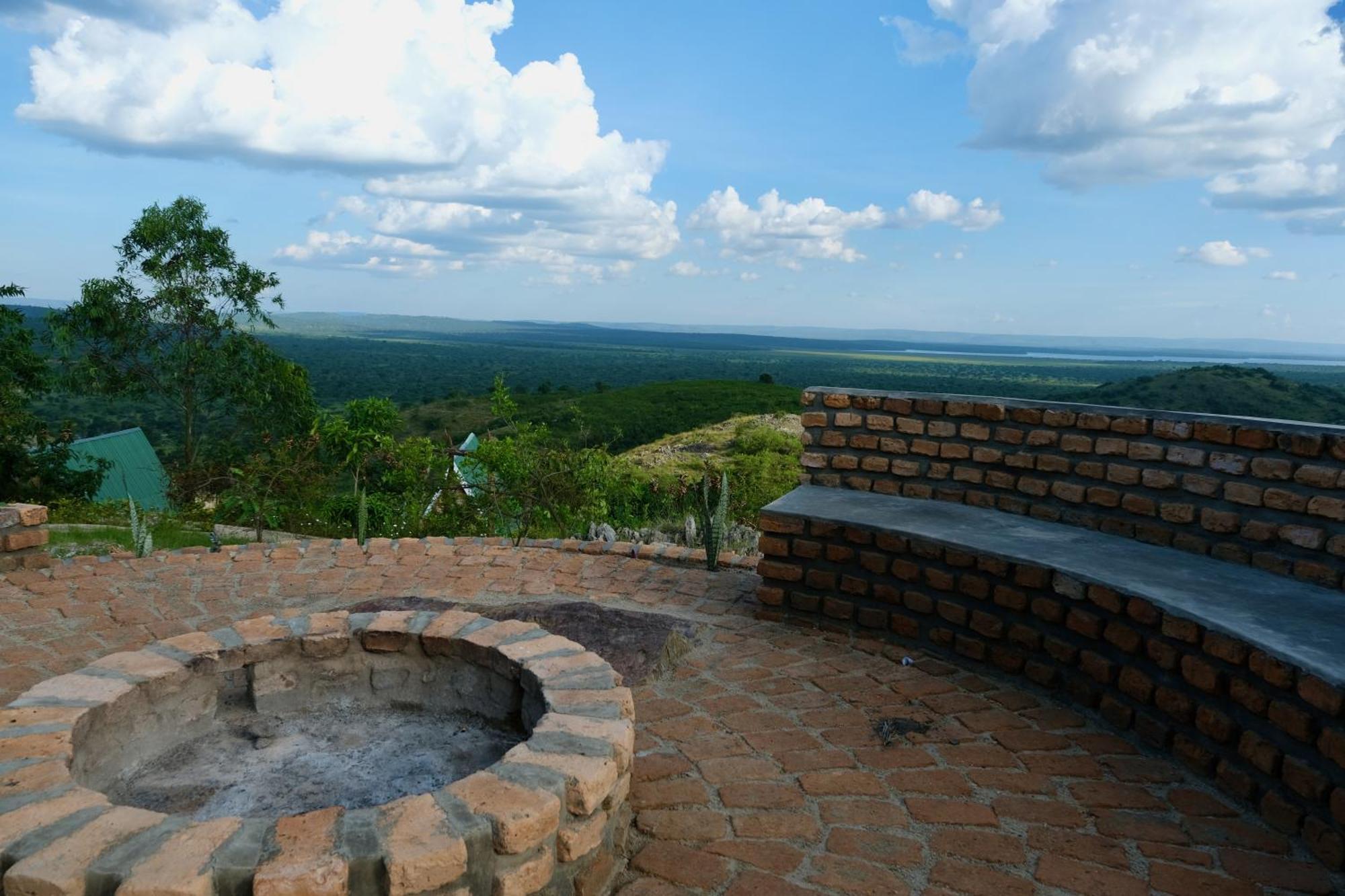 Hyena Hill Lodge Sanga Bagian luar foto